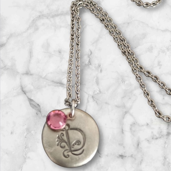 🔥 5/$25 NIP/NEW Initial “D” Silver-tone Letter D Necklace with Pink Stone - Picture 2 of 4